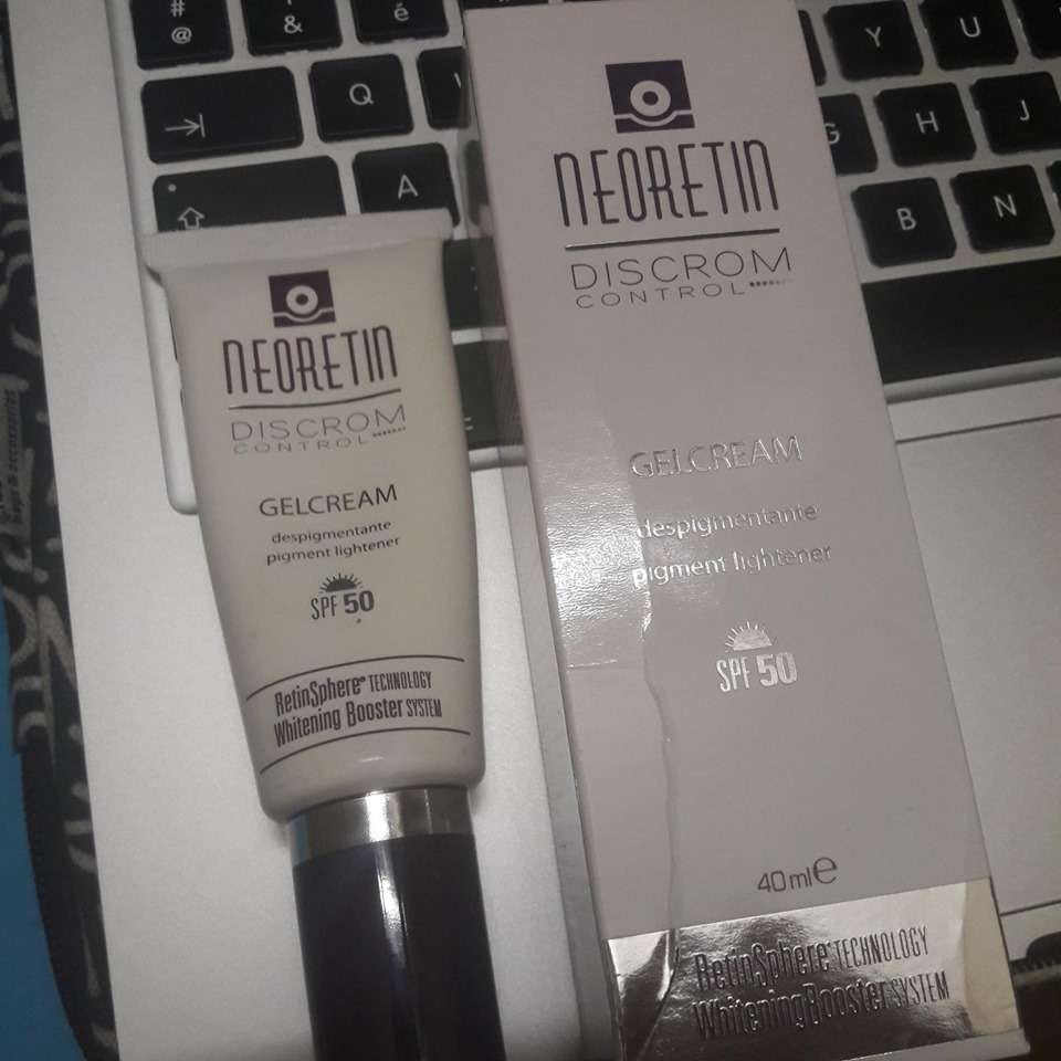Kem Chống Nắng Neoretin Discrom Control Gel Cream SPF 50 - Bảo Vệ Da Nhạy Cảm, Chống Nắng Hiệu Quả, Không Bít Tắc Lỗ Chân Lông, 40ml