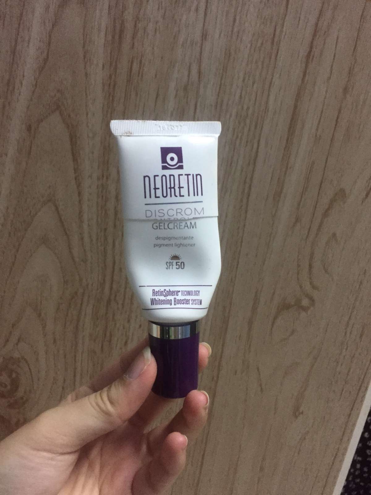 Kem Chống Nắng Neoretin Discrom Control Gel Cream SPF 50 - Bảo Vệ Da Nhạy Cảm, Chống Nắng Hiệu Quả, Không Bít Tắc Lỗ Chân Lông, 40ml