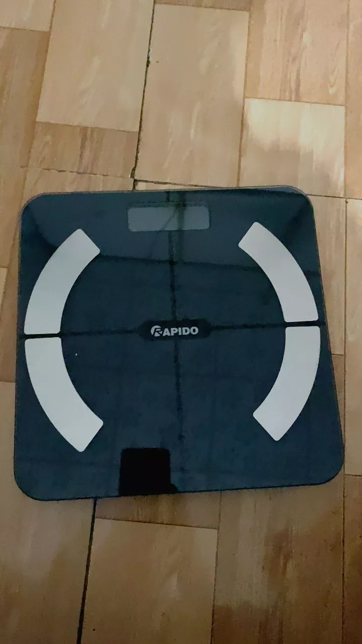 Cân sức khỏe phân tích chỉ số Rapido RSB07-S đo 12 chỉ số cơ thể
