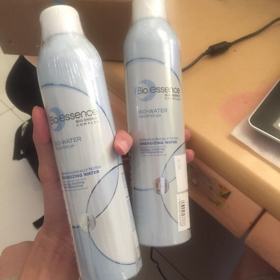 Xịt Khoáng Bio-essence Bio-Water Sensitive pH - Cấp Ẩm Kiềm Dầu Cho Da Nhạy Cảm, Dung Tích 300ml & 100ml