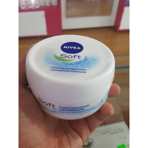 Kem Dưỡng Ẩm Nivea Soft 200ml Chính Hãng - Cấp Ẩm Hiệu Quả Cho Da Mặt & Toàn Thân, Giải Quyết Tình Trạng Da Khô, Nứt Nẻ Mùa Đông