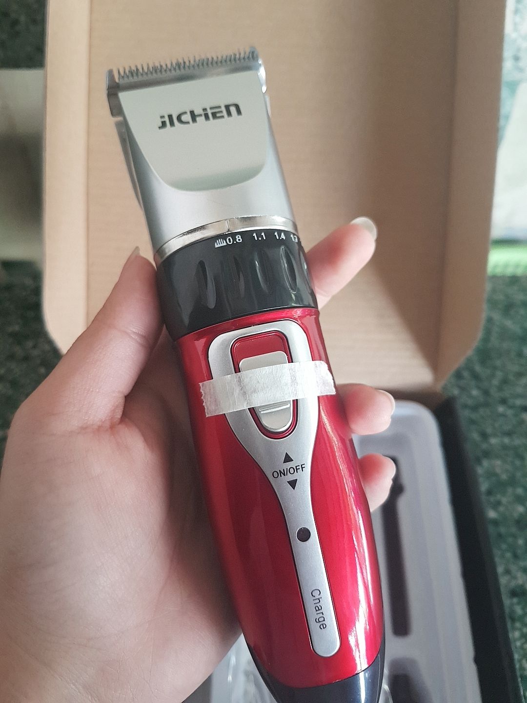 Tông đơ cắt tóc Jichen JC0817 - Dụng cụ cắt tóc điện không dây cho bé, thiết kế nhỏ gọn, tiện dụng, giúp cắt tóc dễ dàng tại nhà