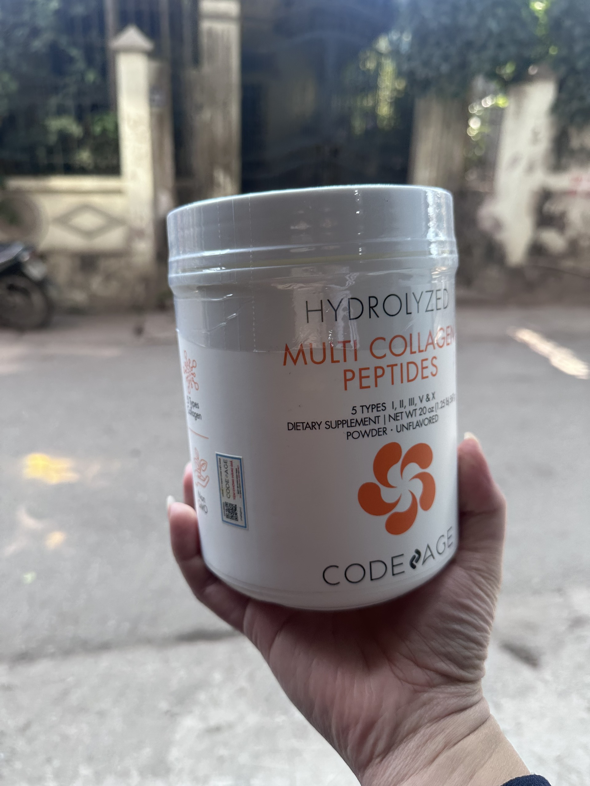 Bột Collagen Codeage Hydrolyzed Multi Collagen Peptides 567g - Sản phẩm bổ sung collagen thủy phân, có 5 loại collagen cần thiết cho sức khỏe da và khớp