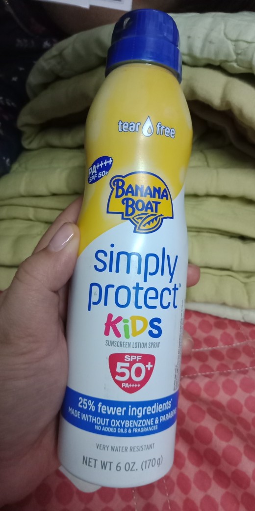 Xịt Chống Nắng Trẻ Em Banana Boat Simply Protect Kids SPF50 - Dạng Phun Sương, Bảo Vệ Da Nhạy Cảm, Chống Nắng Hiệu Quả, Không Kích Ứng