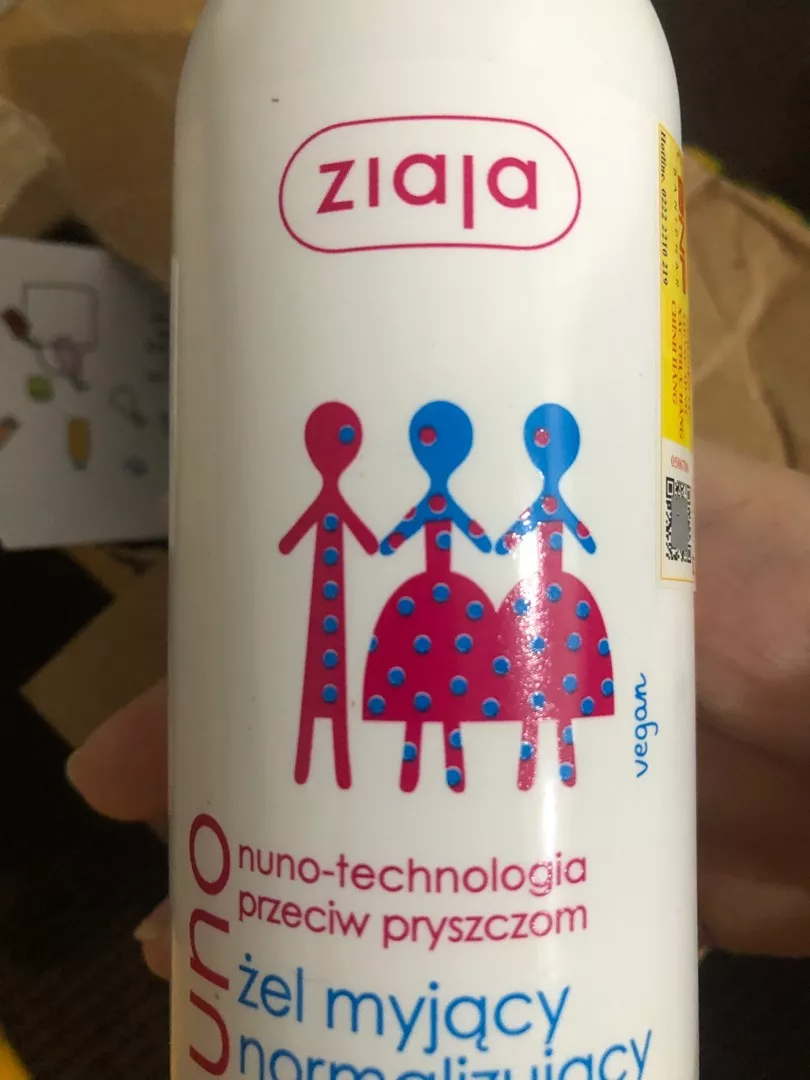Sữa rửa mặt Nuno Ziaja 200ml cho da dầu mụn - Làm sạch sâu, ngăn ngừa mụn, dịu nhẹ, an toàn cho da nhạy cảm