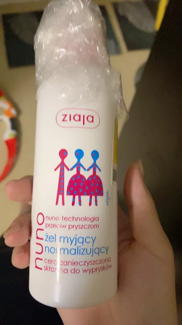 Sữa rửa mặt Nuno Ziaja 200ml cho da dầu mụn - Làm sạch sâu, ngăn ngừa mụn, dịu nhẹ, an toàn cho da nhạy cảm