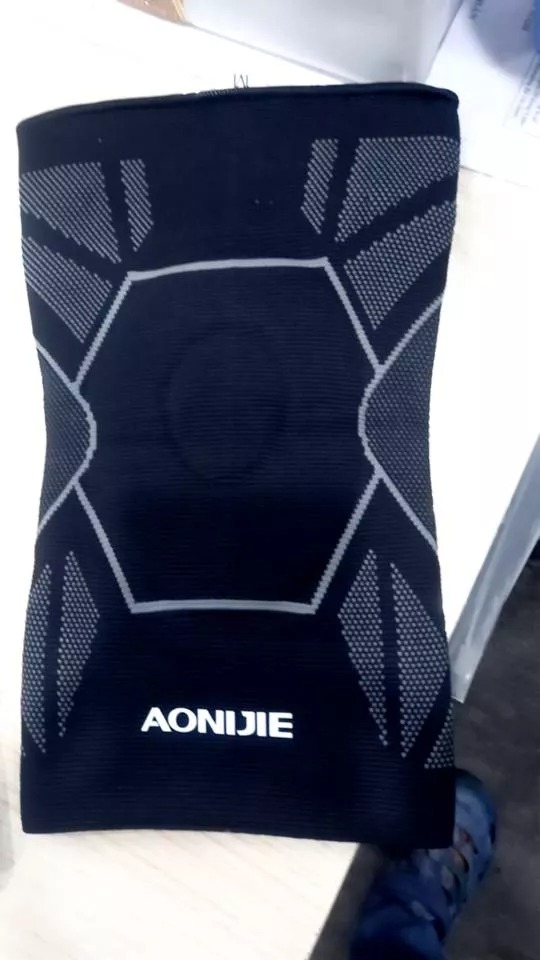Bó Gối Thể Thao Chuyên Chạy Bộ Aonijie E4108 - Bảo Vệ Khớp Gối, Thoáng Khí, Chất Liệu Nylon - Dụng Cụ Chạy Bộ Đỉnh Cao