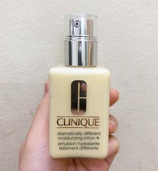 Kem Dưỡng Ẩm Clinique Dramatically Different Moisturizing Lotion+ 125ml - Dưỡng Ẩm Sâu, Chống Oxy Hóa Cho Da Khô Mịn Màng