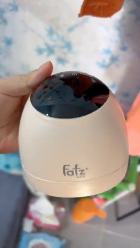Máy Hút Sữa Điện Rảnh Tay Không Dây Fatzbaby Freemax 4 Plus FB1277RH - Thiết Kế Gọn Nhẹ, 9 Cấp Độ Hút, Pin Sạc 1300mAh, Tiện Dụng Cho Mẹ