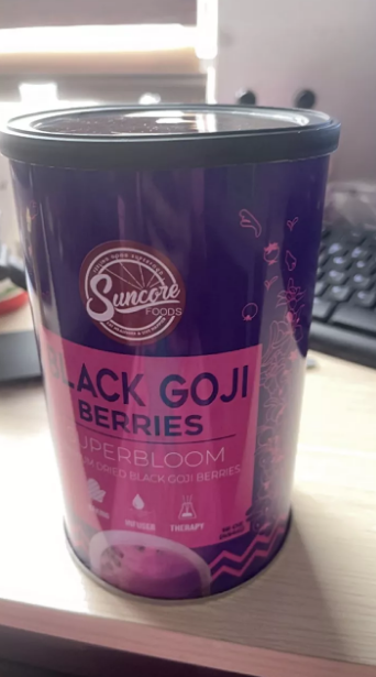 Hắc Kỷ Tử Sấy Khô Organic Black Goji Berries Mỹ - Superfood Tốt Cho Sức Khỏe, Làm Đẹp Da - Hộp 454g Nguyên Chất 100%