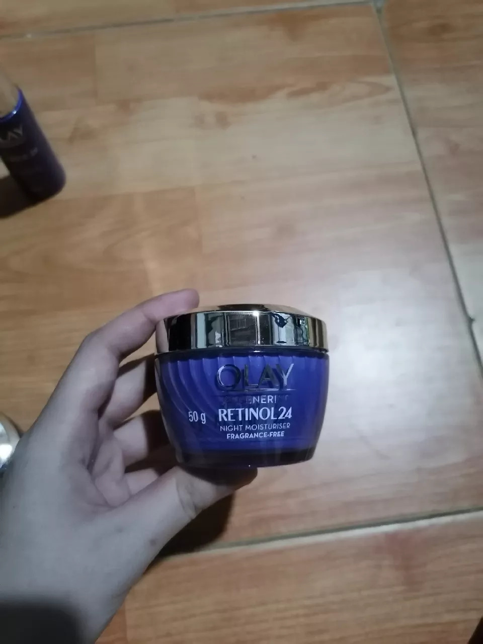 Kem Dưỡng Olay Regenerist Retinol 24 Max 2X Night 48G - Dưỡng ẩm chuyên sâu, tái tạo da, cải thiện nếp nhăn và sắc tố da, hàng Mỹ