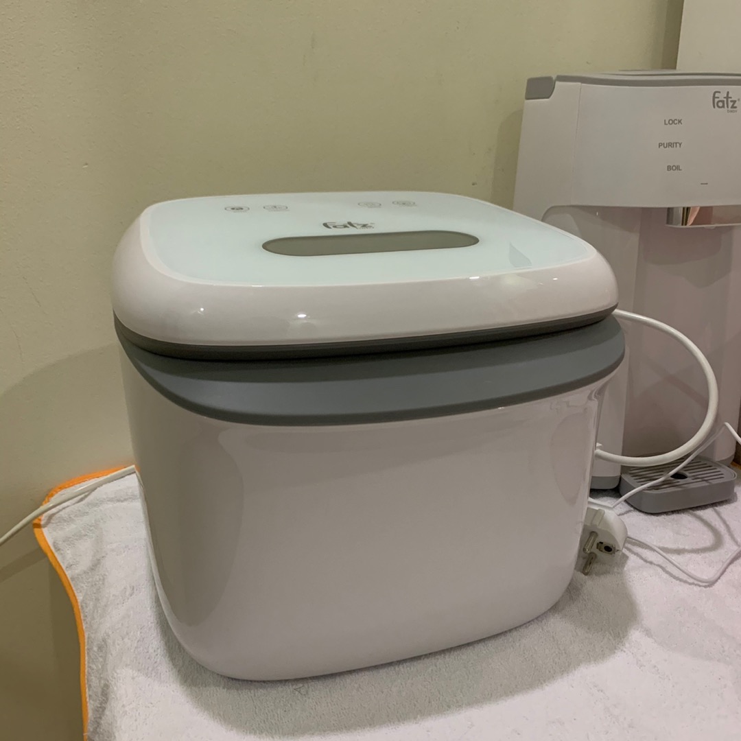 Máy Tiệt Trùng Sấy Khô UV 4 Chế Độ Fatzbaby Super 4-FB4790MX - An Toàn, Tiện Ích Cho Bình Sữa Của Bé, Thiết Kế Hiện Đại