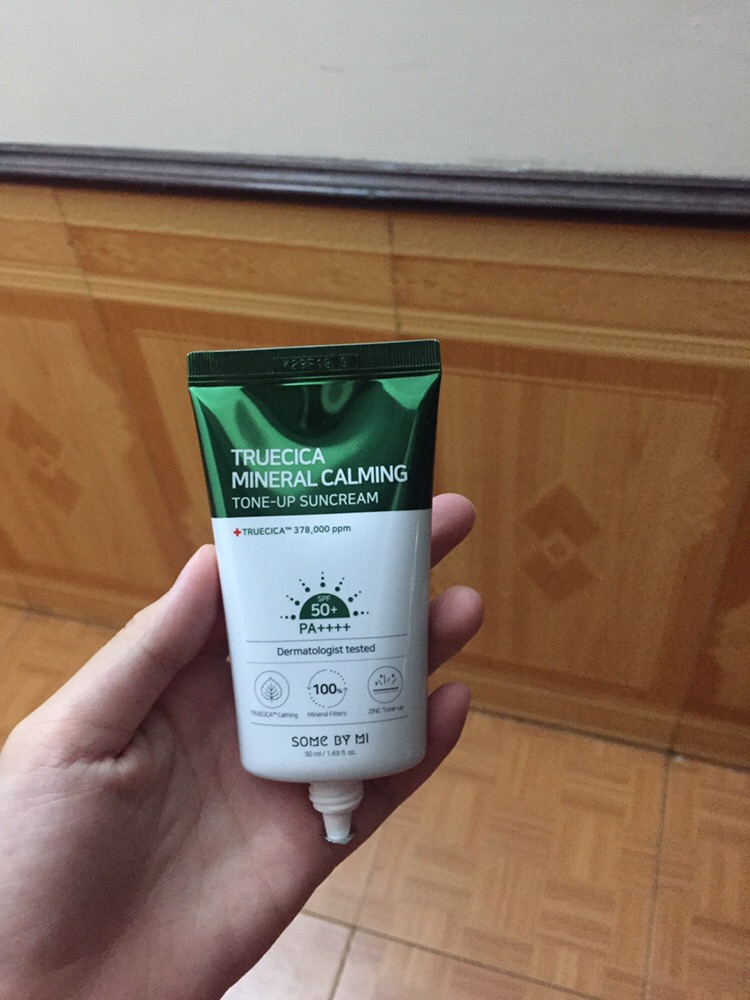 Kem Chống Nắng Some By Mi Truecica Mineral 100 SPF50+ PA++++ - Dưỡng Sáng Da, Giảm Nếp Nhăn, Phù Hợp Với Da Nhạy Cảm