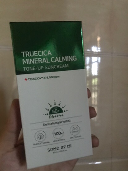 Kem Chống Nắng Some By Mi Truecica Mineral 100 SPF50+ PA++++ - Dưỡng Sáng Da, Giảm Nếp Nhăn, Phù Hợp Với Da Nhạy Cảm