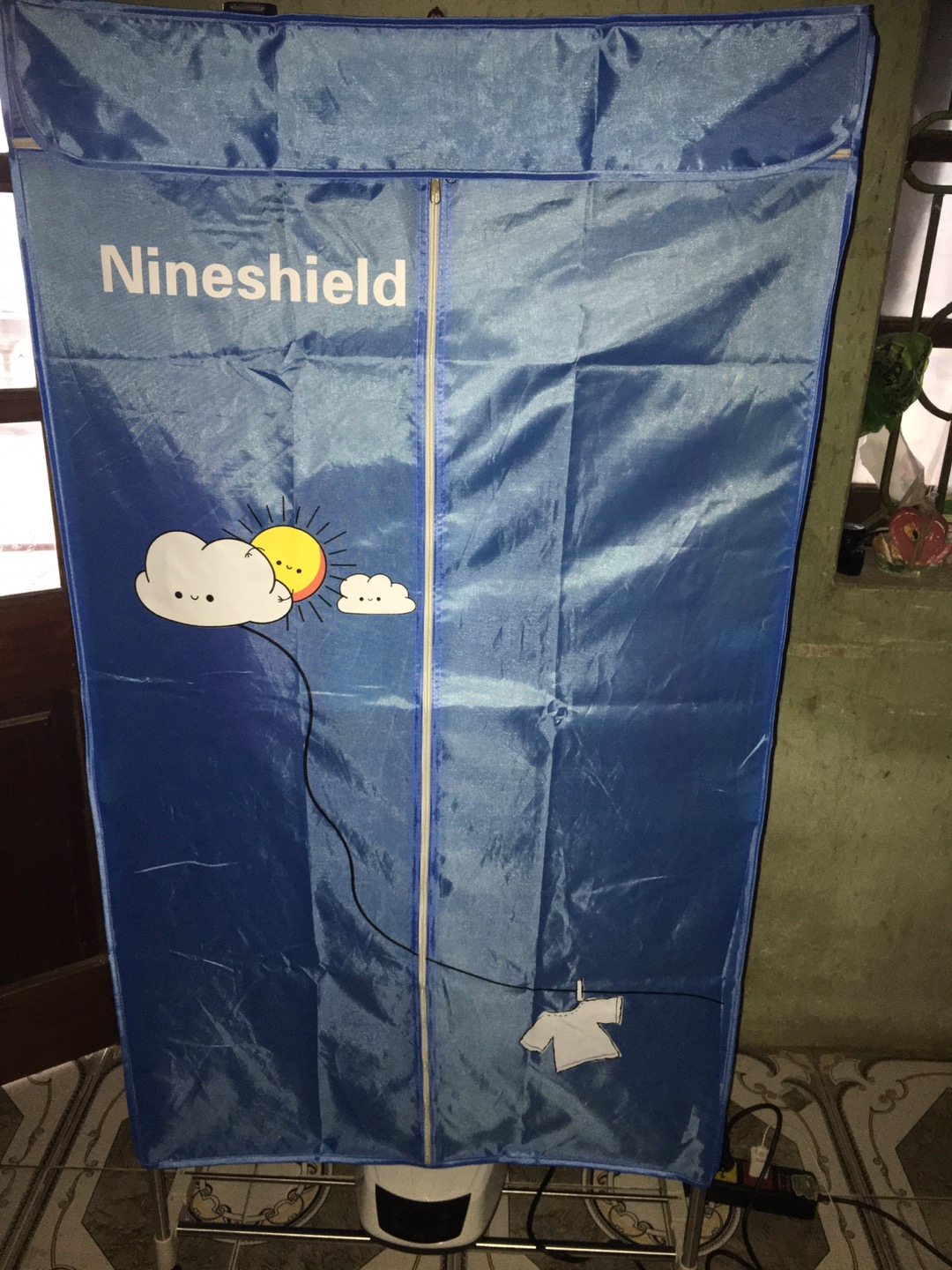 Tủ Sấy Quần Áo Nineshield KB006 1300W Có Điều Khiển Từ Xa - Sấy Nhanh, Tiết Kiệm Điện, Đảm Bảo Mùi Hương Tươi Mát
