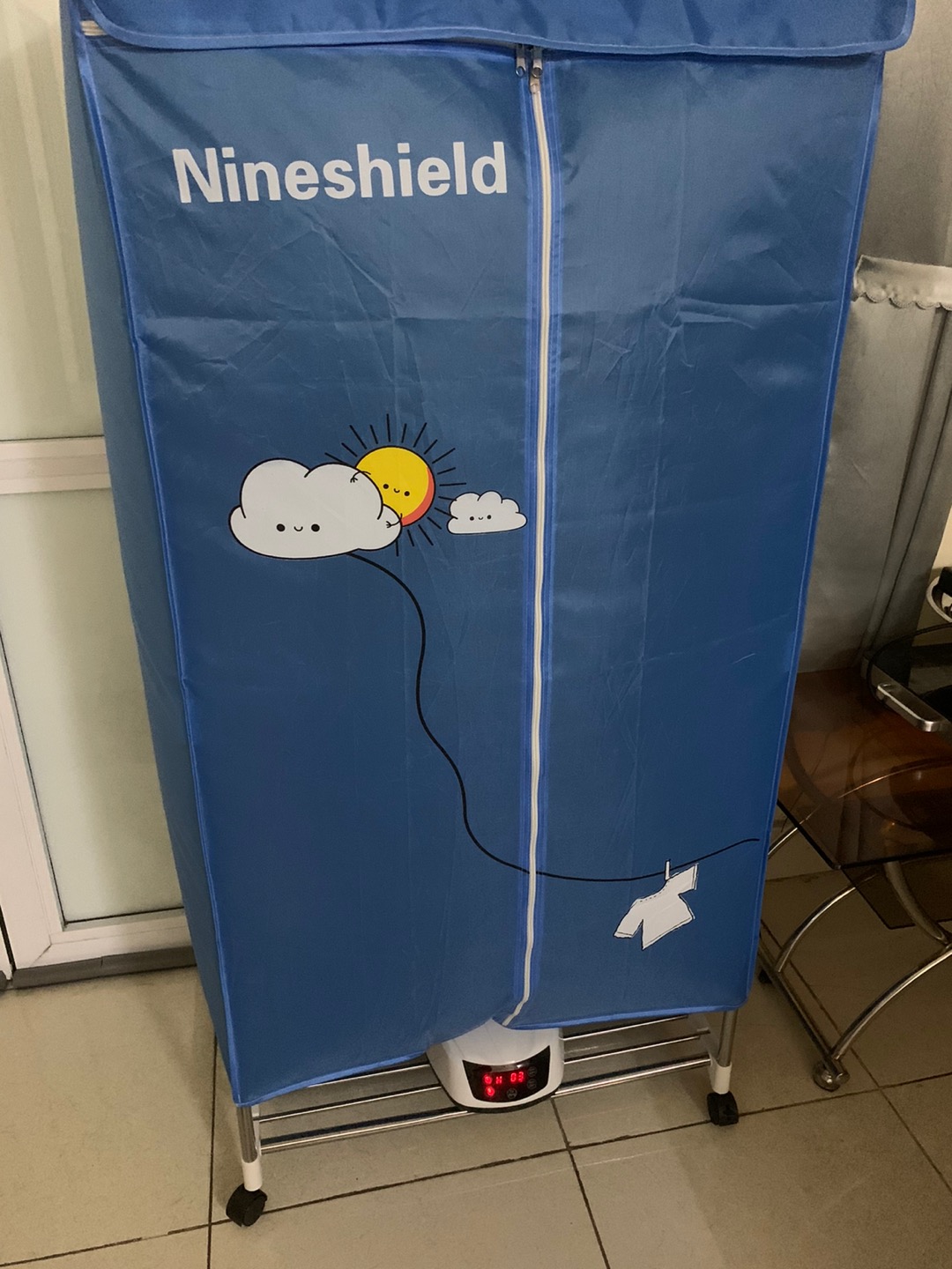 Tủ Sấy Quần Áo Nineshield KB006 1300W Có Điều Khiển Từ Xa - Sấy Nhanh, Tiết Kiệm Điện, Đảm Bảo Mùi Hương Tươi Mát