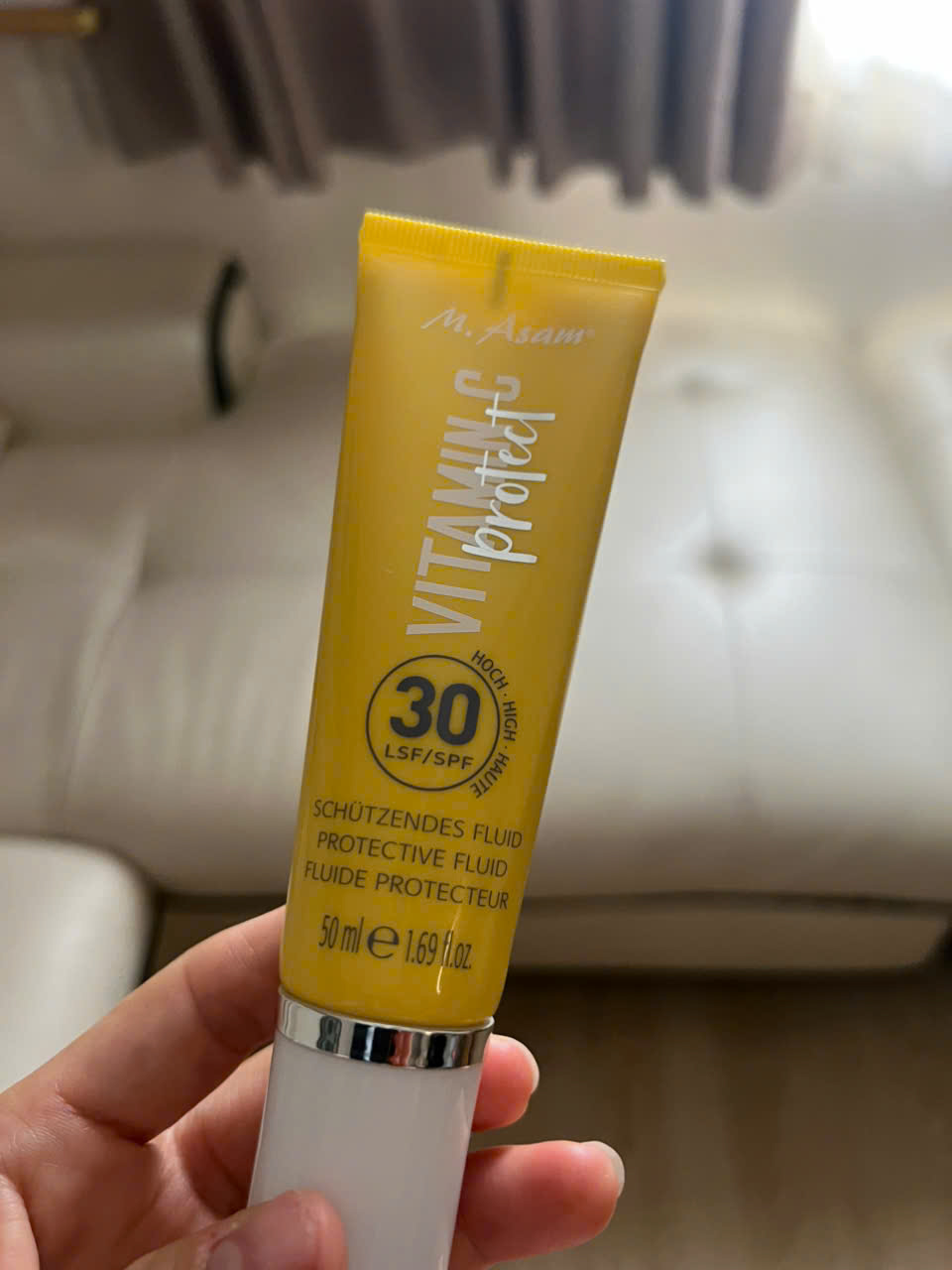 Kem Chống Nắng M.Asam Vitamin C Protect Protective Fluid SPF 30 - Dưỡng Sáng Da, Bảo Vệ Da khỏi Tia UVA/UVB 50ml