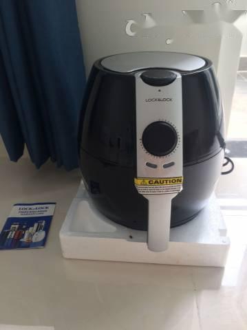 Nồi Chiên Không Dầu Lock&Lock ECF-302R Đen - Công Nghệ Rapid Air Giúp Chiên Thực Phẩm Ngon, Ít Dầu Mỡ, Dung Tích 3.2L