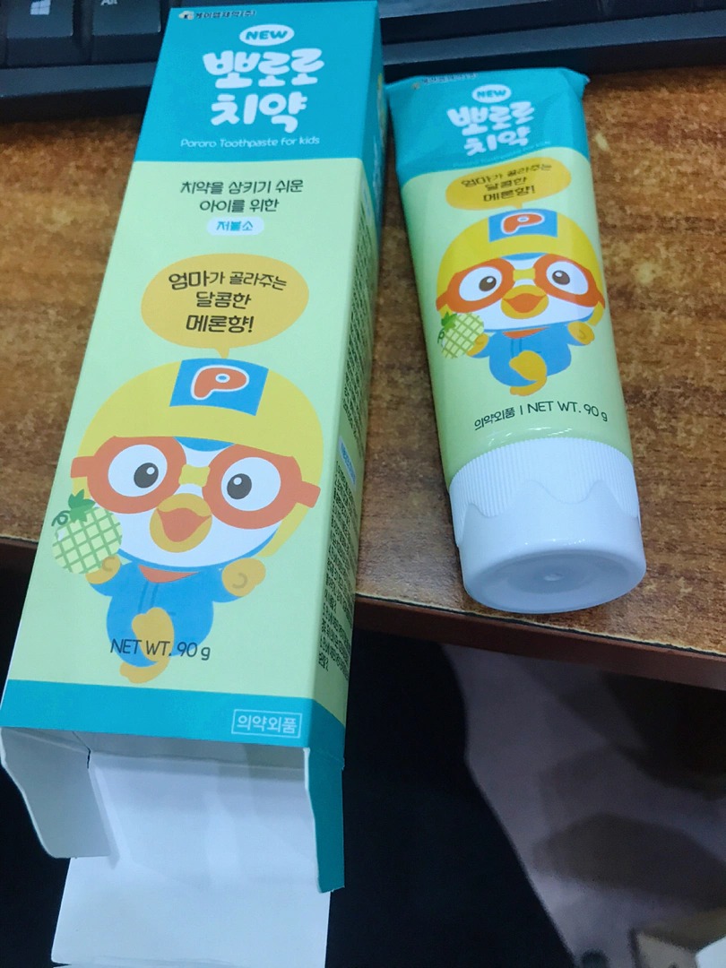Kem Đánh Răng Trẻ Em Pororo Hàn Quốc - Hương Vị Trái Cây Ngọt Ngào, Giúp Làm Sạch Răng và Ngăn Ngừa Sâu Răng, Dành Cho Bé Từ 3 Tuổi