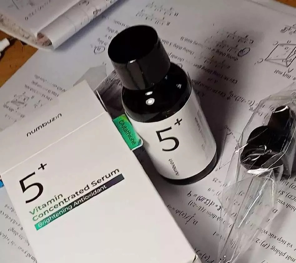 Serum Dưỡng Sáng Da Numbuzin No.5+ Vitamin Concentrated 30ml - Hỗ Trợ Làm Mờ Thâm Nám, Cải Thiện Sắc Tố Da, Dưỡng Ẩm Mềm Mịn