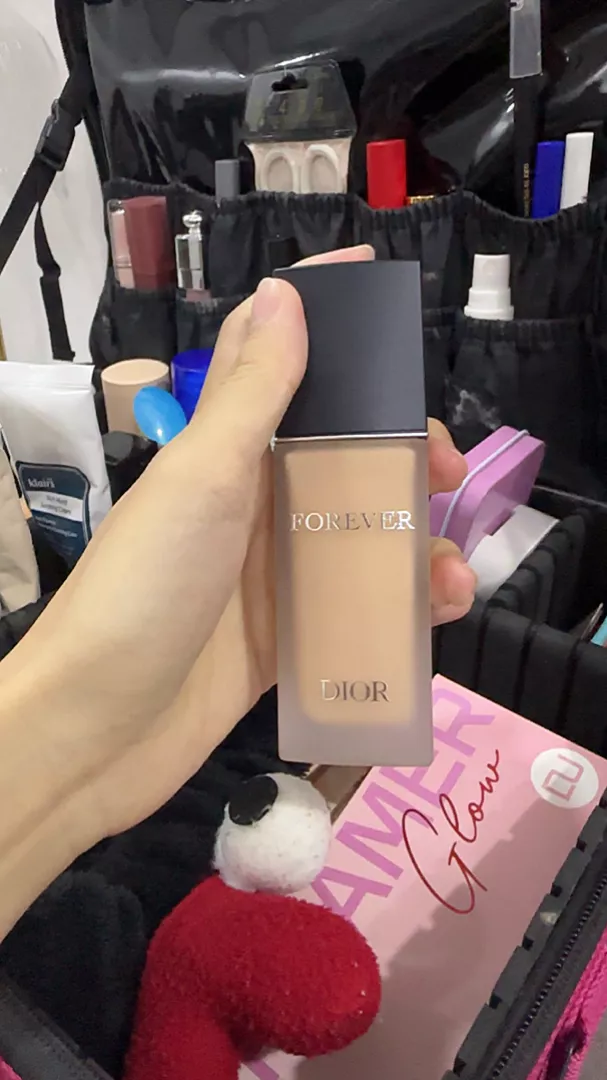 Kem Nền Mịn Lì Dior Forever Matte Foundation SPF 15 - Chất Kem Bền Màu 24 Giờ, Chống Nắng, Dành Cho Da Hỗn Hợp Thiên Dầu