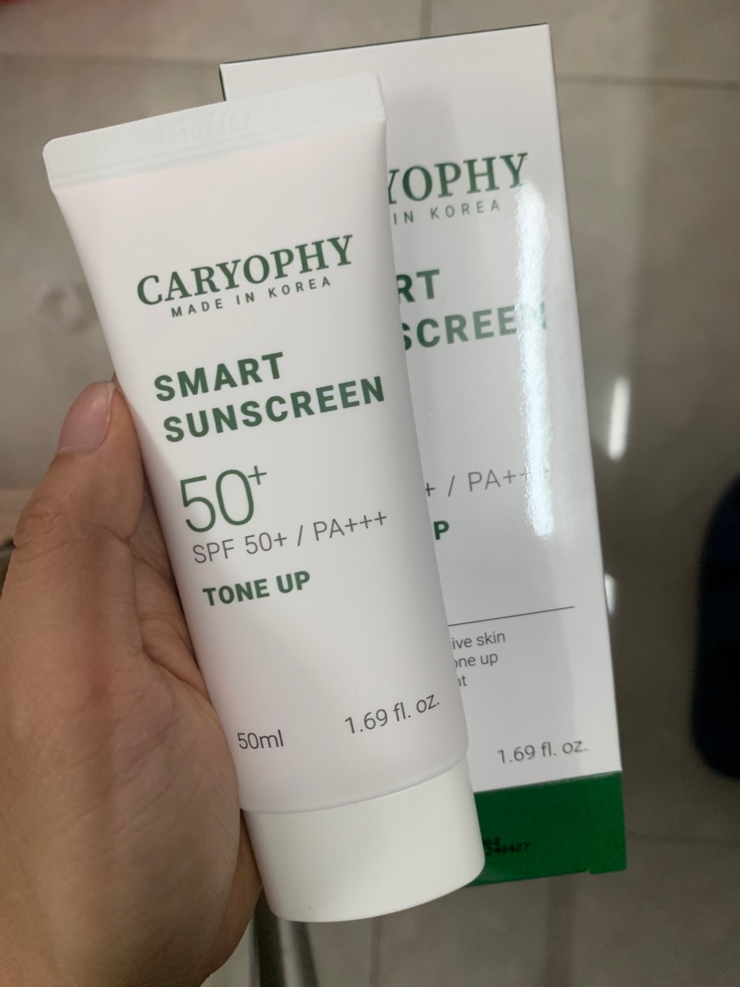 Kem Chống Nắng Nâng Tone Caryophy Smart Sunscreen SPF50+ PA+++ - Bảo Vệ Da, Giảm Mụn, Che Phủ Tự Nhiên, Dung Tích 50ml
