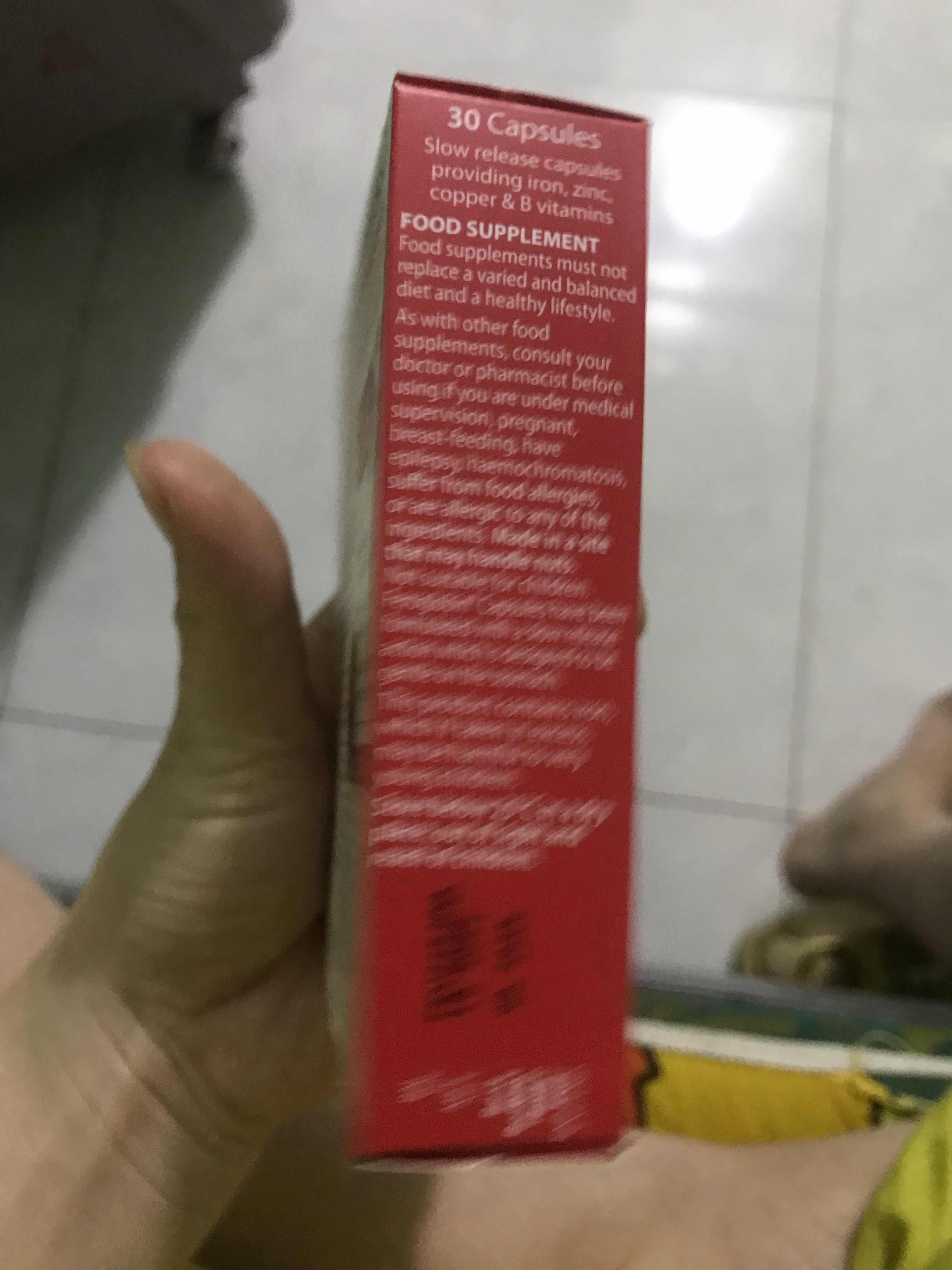 Viên Sắt Feroglobin B12 - Bổ Máu An Toàn, Tăng Cường Sức Khỏe và Khả Năng Hấp Thụ Dinh Dưỡng - Hộp 30 Viên