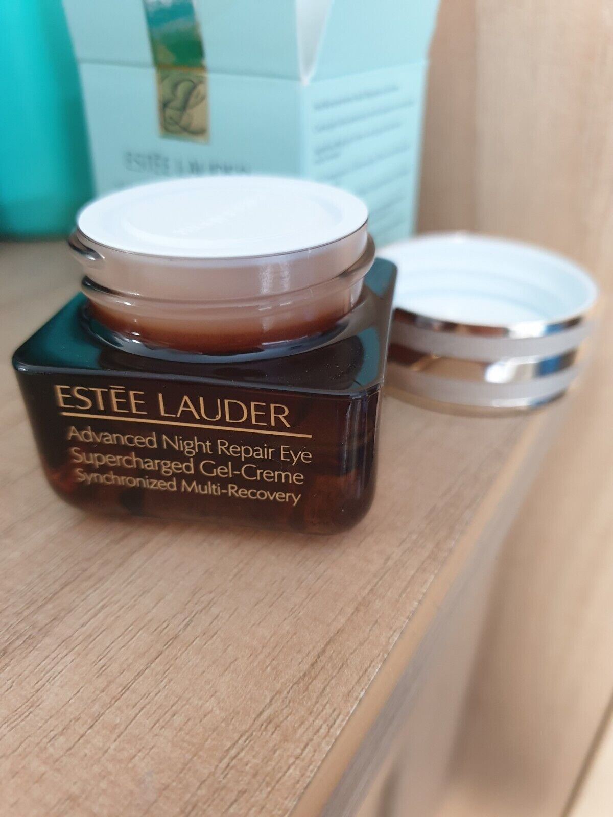 Kem Dưỡng Mắt Estee Lauder Advanced Night Repair Gel 15ml - Giảm Quầng Thâm và Nếp Nhăn, Dưỡng Ẩm Kịp Thời