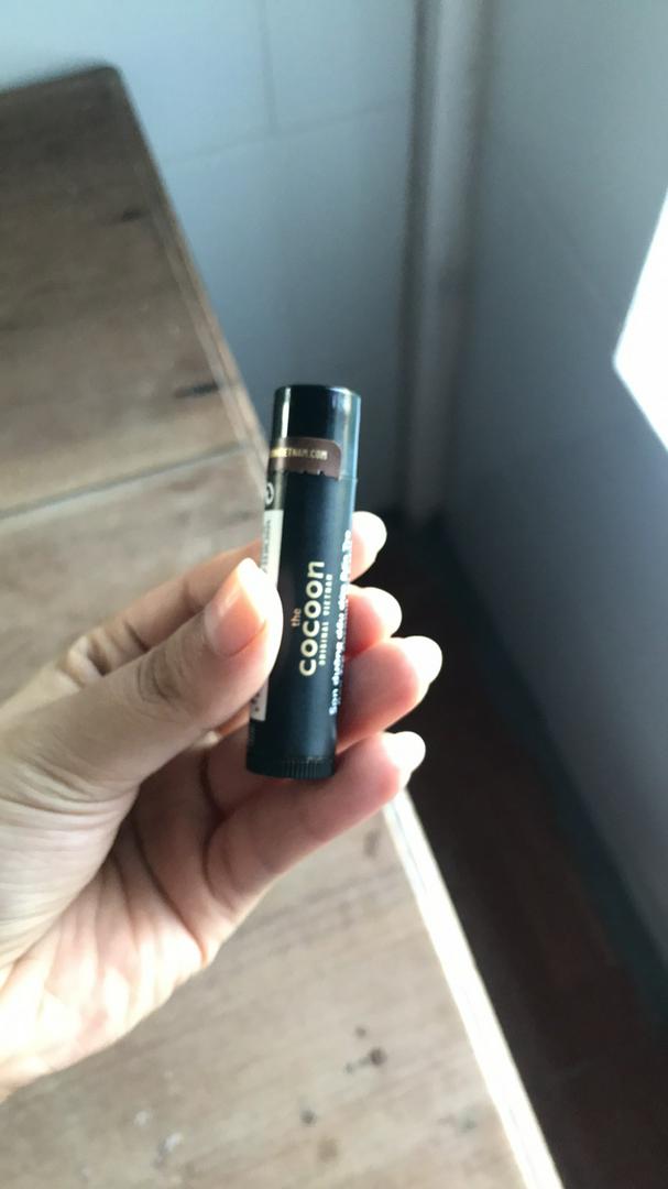 Son Dưỡng Dầu Dừa Cocoon Bến Tre Coconut Lip Balm - Dưỡng Ẩm Môi, Thảo Dược Thiên Nhiên, Thuần Chay, Hương Kẹo Dừa Ngọt Ngào