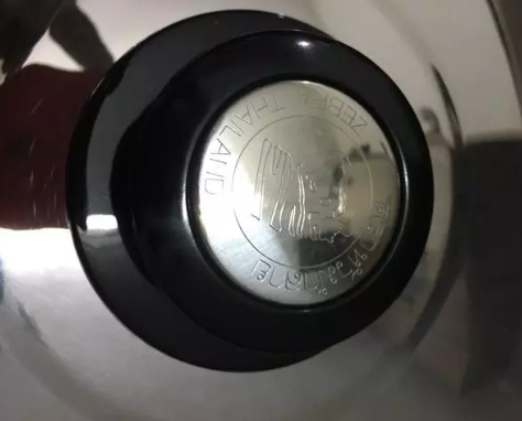 Thùng Đựng Nước Inox 304 Có Vòi Gạt Zebra 14.3L - Chất Liệu Cao Cấp Không Gỉ, Dễ Dàng Vệ Sinh, Thích Hợp Đồ Gia Dụng Nhà Bếp