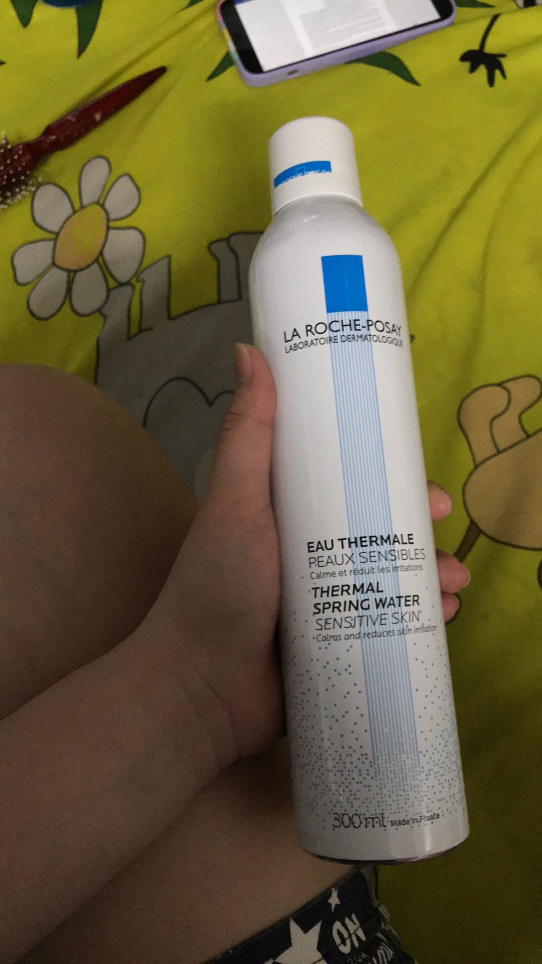 Xịt Khoáng La Roche Posay Thermal Spring Water 300ml - Giúp Làm Dịu Da, Cung Cấp Độ Ẩm Cho Tất Cả Các Loại Da