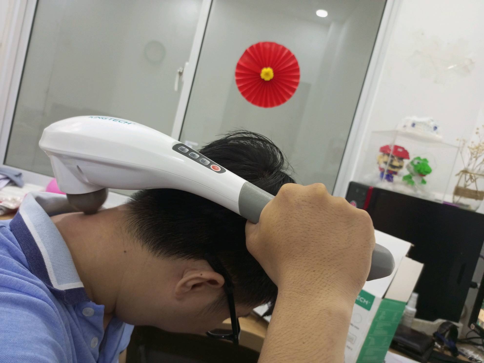 Máy Massage Cầm Tay Đa Năng Kingtech Lux 450 - Thiết Kế Hiện Đại, 6 Đầu Massage Tùy Chỉnh, Công Nghệ Massage Thông Minh