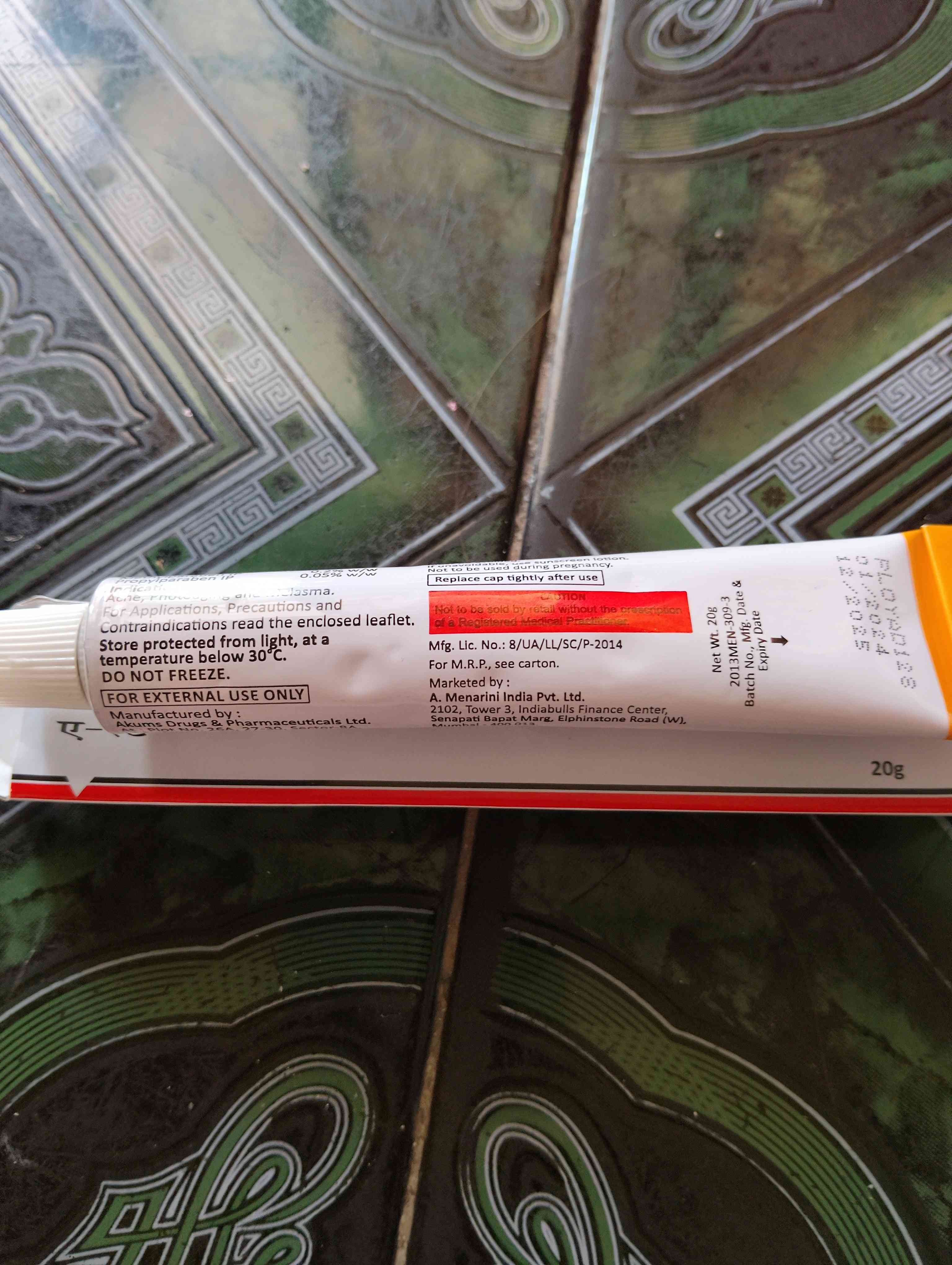 Kem Trị Mụn Tre Gel USP Aret 0.05% - Hỗ Trợ Giảm Mụn, Ngăn Ngừa Sẹo và Trẻ Hóa Da 20g