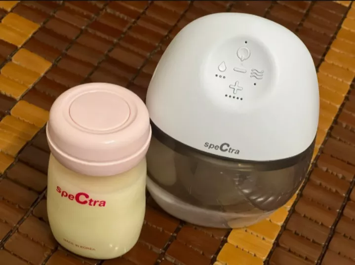 Máy Hút Sữa Không Dây Spectra Wearable - Gọn Nhẹ, Rảnh Tay, 5 Cấp Độ Massage, Chức Năng Chống Trào Ngược, Tiện Dụng Cho Mẹ Bỉm Sữa