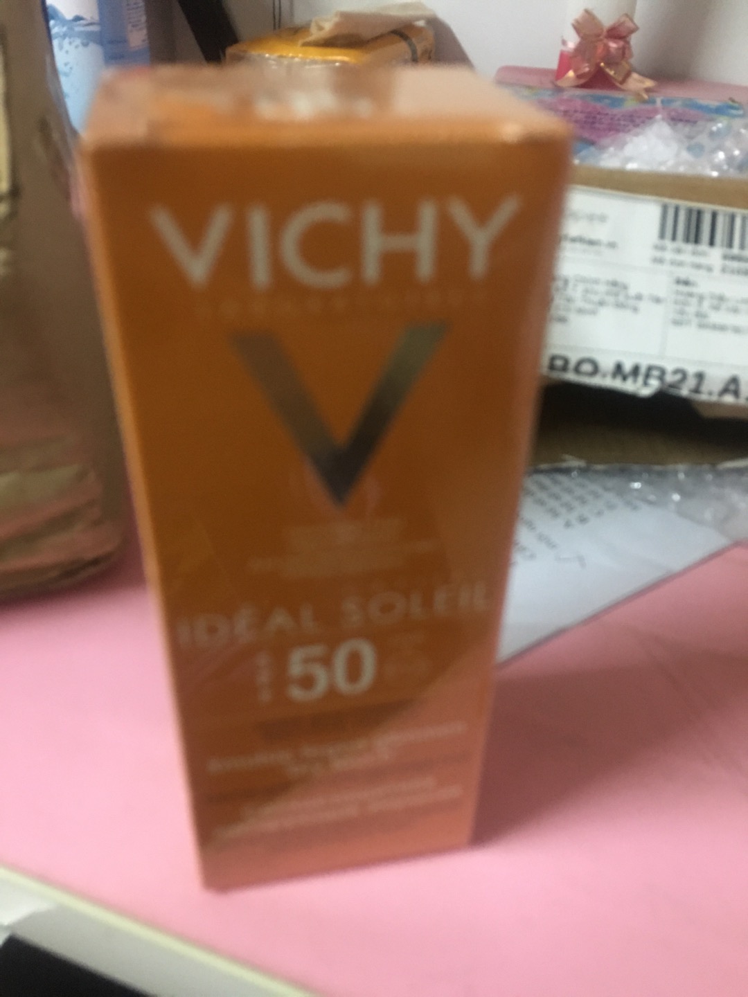 Kem Chống Nắng Vichy Idéal Soleil SPF50 - Bảo Vệ Da Hiệu Quả Trước Tia UV - Dành Cho Da Dầu, Hỗn Hợp Thiên Dầu, Không Nhờn Dính