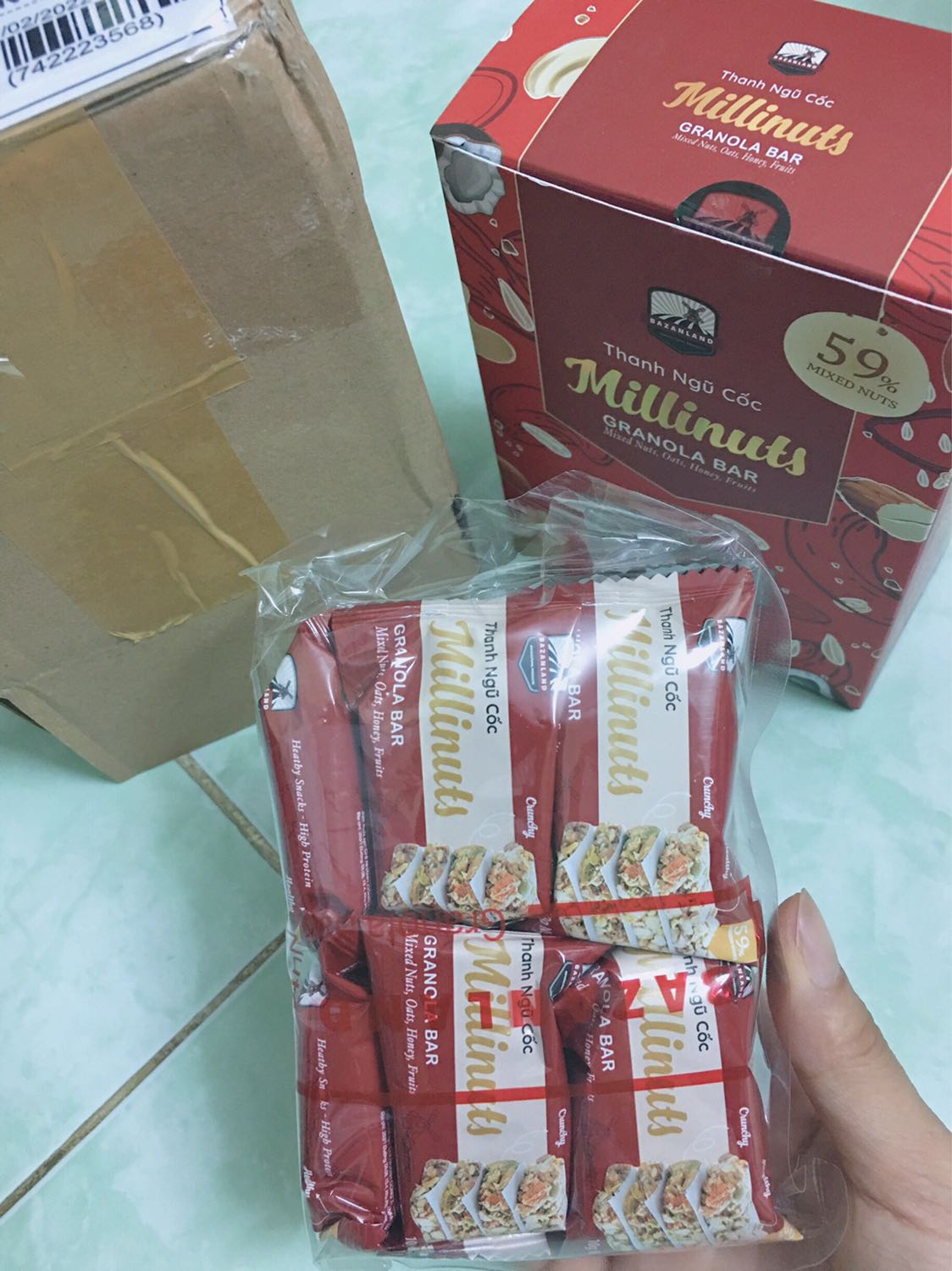 Bánh Ngũ Cốc Ăn Kiêng Granola Bar Millinuts - Thanh Dinh Dưỡng Hương Vị Từ Hạt Và Trái Cây, Chế Độ Ăn Healthy, Không Đường