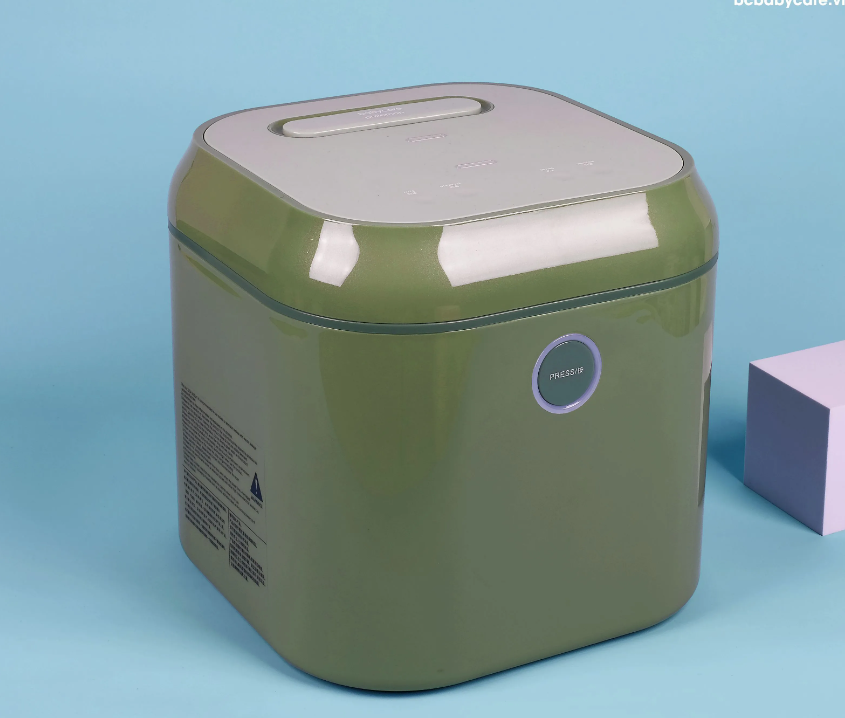 Máy Tiệt Trùng Sấy Khô UV BC Babycare BC8800S - Công Nghệ Tiệt Trùng An Toàn Cho Đồ Dùng Của Bé, Thép Không Gỉ, Tiện Ích Tối Ưu