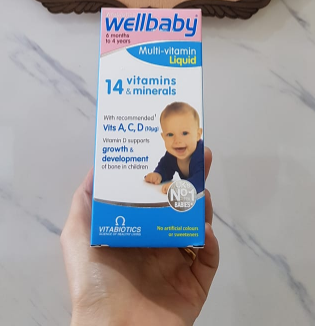 Siro Wellbaby Multivitamin 150ml - Vitamin tổng hợp cho bé từ 6 tháng đến 4 tuổi, bổ sung 14 vitamin và khoáng chất chính hãng Anh Quốc.