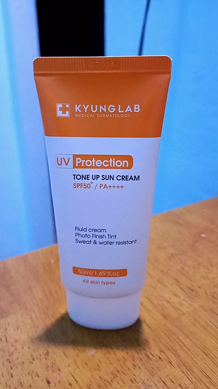 Kem Chống Nắng Uv Protection Tone Up Suncream Kyung Lab SPF50+ PA++++ - Bảo Vệ Da, Nâng Tone, Dưỡng Ẩm, Phù Hợp Mọi Loại Da