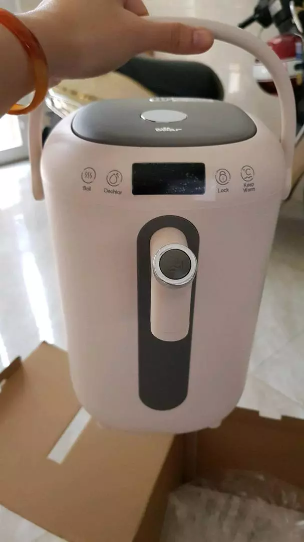 Bình thuỷ điện Bear KE-B30V1 3 lít - Chất liệu cao cấp, 11 mức nhiệt, khử Clo, tiện lợi, an toàn cho gia đình