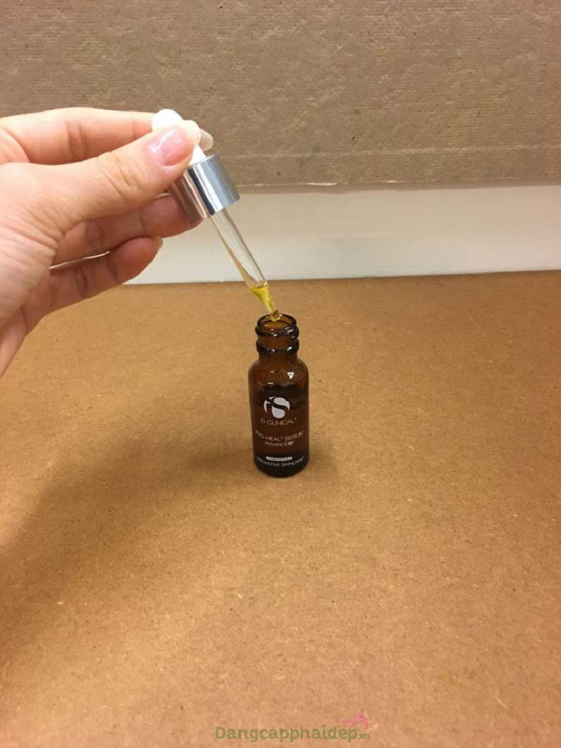 Serum IS Clinical Pro-Heal Advance 30ml - Giảm Mụn và Phục Hồi Da, Vitamin C và Retinol cho Da Mụn Chuyên Sâu, An Toàn