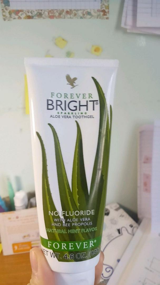 Kem Đánh Răng Lô Hội Forever Bright Aloe Vera Toothgel 130g - Gel Làm Sạch Răng Miệng Tự Nhiên, An Toàn Cho Cả Gia Đình