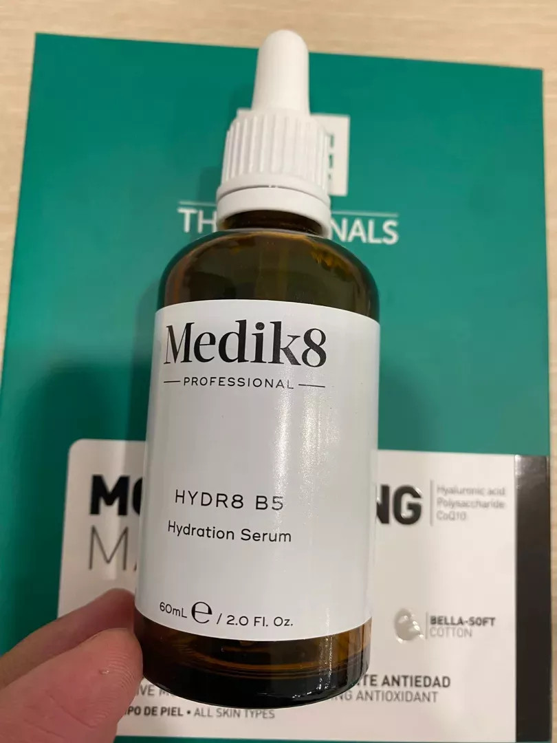 Serum Medik8 Hydr8 B5 30ml - Cấp ẩm và phục hồi da chuyên sâu, không dầu, phù hợp cho mọi loại da, an toàn cho da nhạy cảm