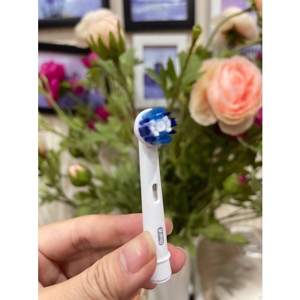 Bộ 3 Đầu Bàn Chải Điện Oral-B Precision Clean - Lông Mềm, Thiết Kế Thông Minh, Làm Sạch Từng Kẽ Răng, Giữ Răng Sạch Khỏe
