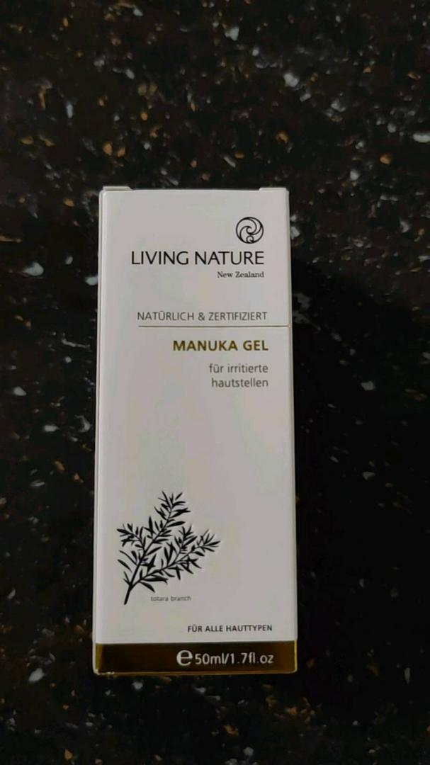 Gel Trị Mụn Living Nature Manuka Honey 10ml - Hỗ Trợ Giảm Mụn Viêm, Mụn Trứng Cá, Làm Dịu Da & Làm Lành Vết Thương