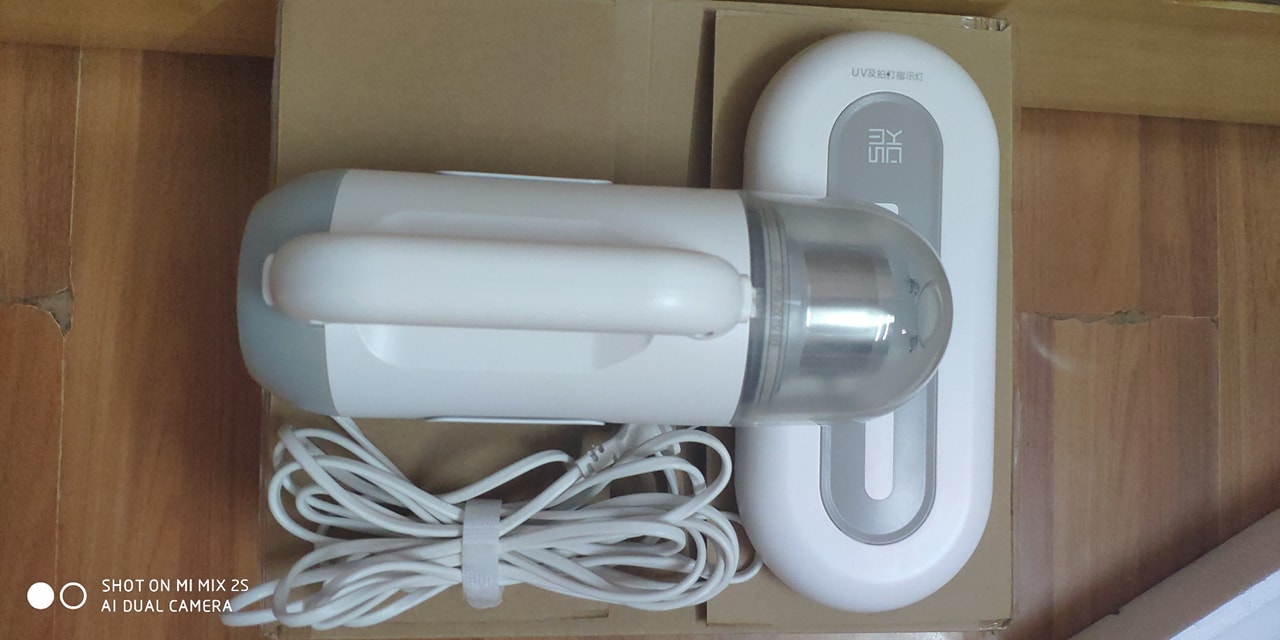 Máy Hút Bụi Cầm Tay Xiaomi KC301 - Thiết Bị Vệ Sinh Thông Minh Cho Giường Nệm, Chăn Gối, Sofa - Bảo Hành 6 Tháng