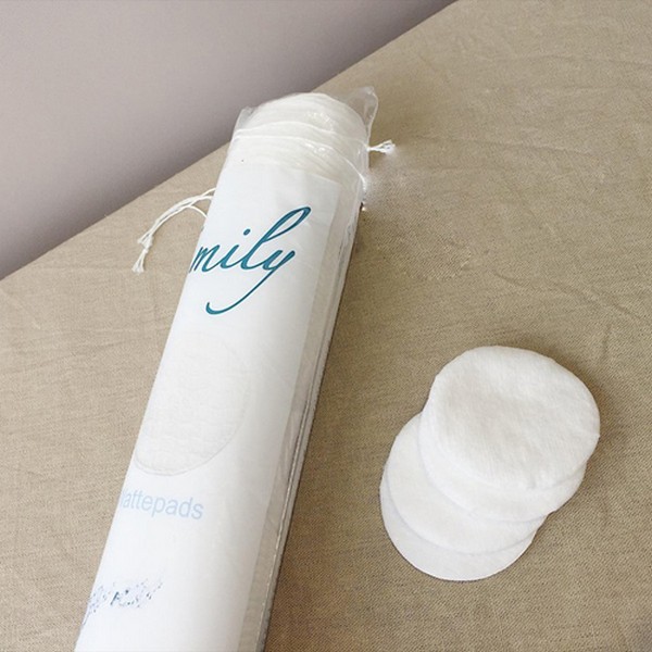Bông Tẩy Trang Emily 120 Miếng - Cotton Tự Nhiên Siêu Mềm, Lấy Đi Bụi Bẩn, Đánh Bay Bã Nhờn, Làn Da Khô Thoáng Sạch Sẽ