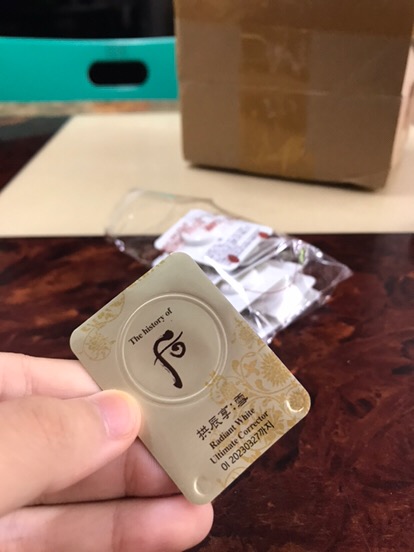 Combo 10 Vỉ Cao Nhám Whoo Radiant White - Kem Trị Nám Sạm Da Hàn Quốc, Dưỡng Trắng Da Tự Nhiên, Hấp Thụ Tốt, Không Kích Ứng