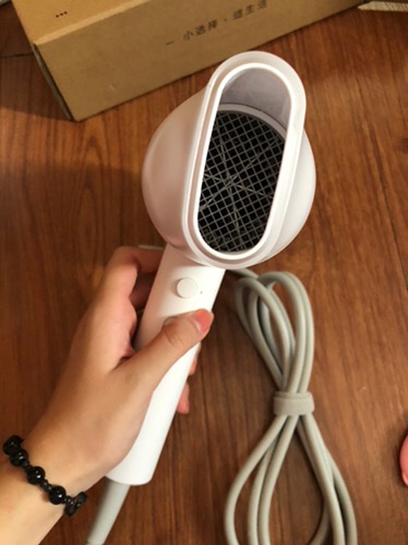Máy Sấy Tóc Xiaomi ShowSee 1800W - Thiết Kế Nhỏ Gọn, Chế Độ Sấy Nóng Lạnh, Bảo Vệ Tóc, Du Lịch Tiện Lợi