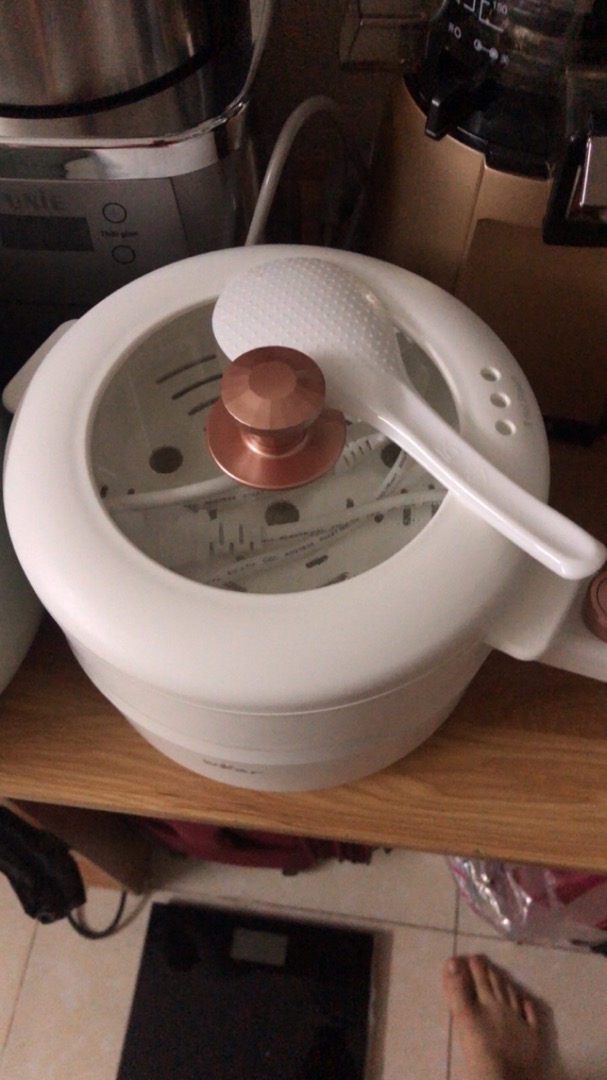 Nồi điện đa năng 1.6L Bear DRG-P16M2 - Nấu, Chiên, Hấp, Lẩu với Khay Hấp Nhựa PP - Thiết kế Tiện Lợi cho Bếp Nhà Ẩm Thực Việt